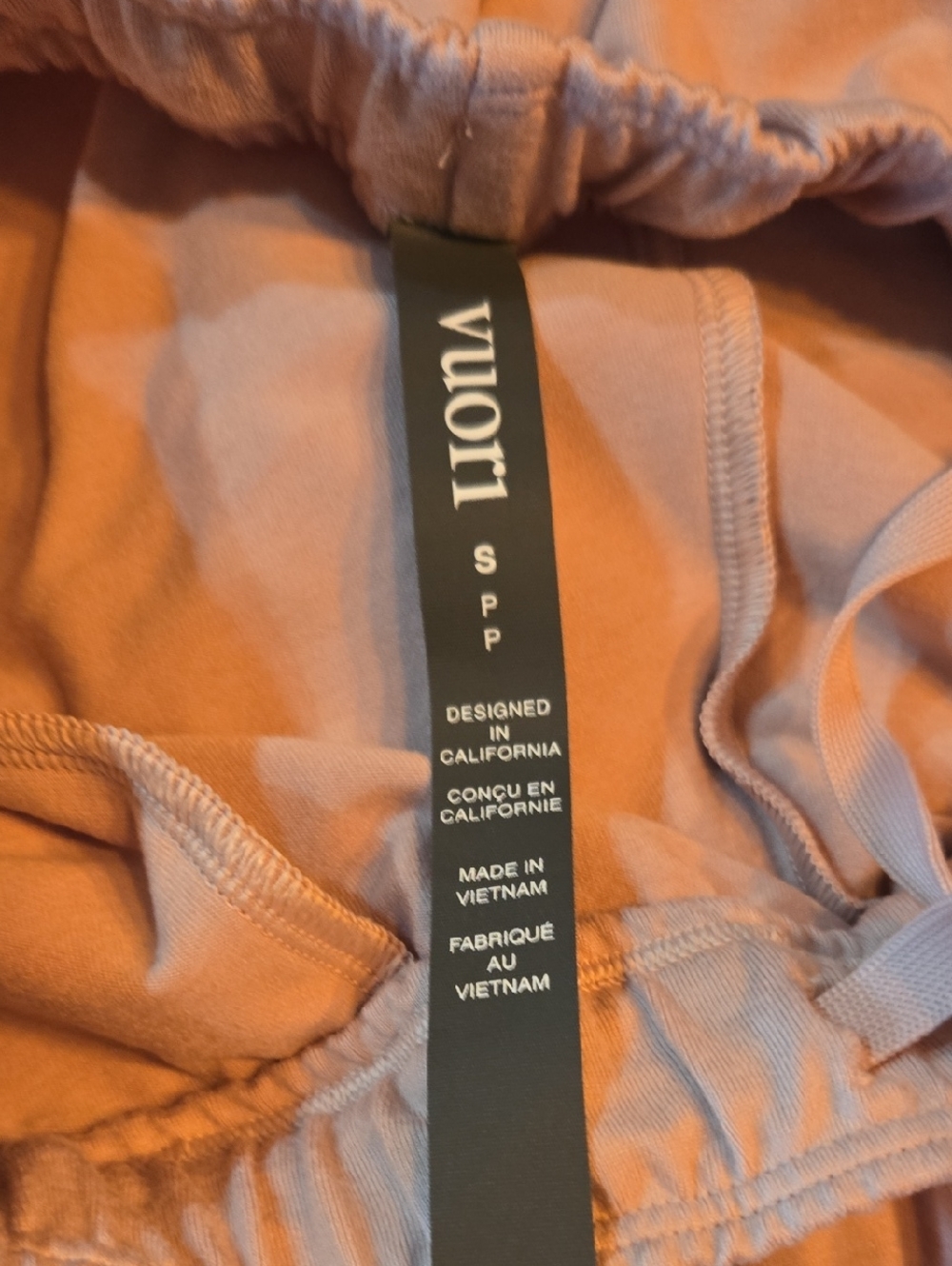 Like New ! VUORI HALO Vintahe Rose Modern Hoodie and Pant Set S/M - Picture 9 of 10